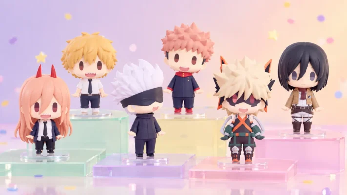 Figuras chibi HELLO! GOOD SMILE de Good Smile Company con personajes de anime sobre sus bases transparentes